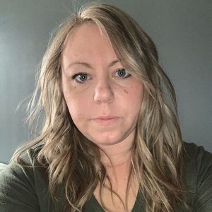 Meet your Posher, Joy